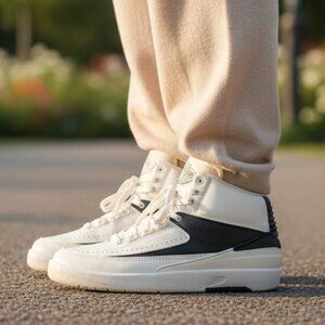 New Nike AIR JORDAN RETRO 2 High top Women Sneaker Shoes White Black Various sz